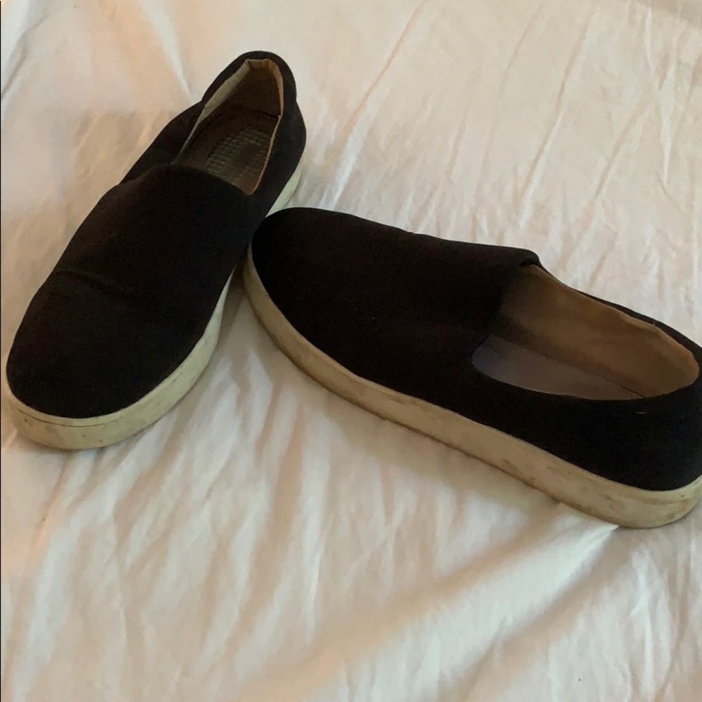 Black Sneakers